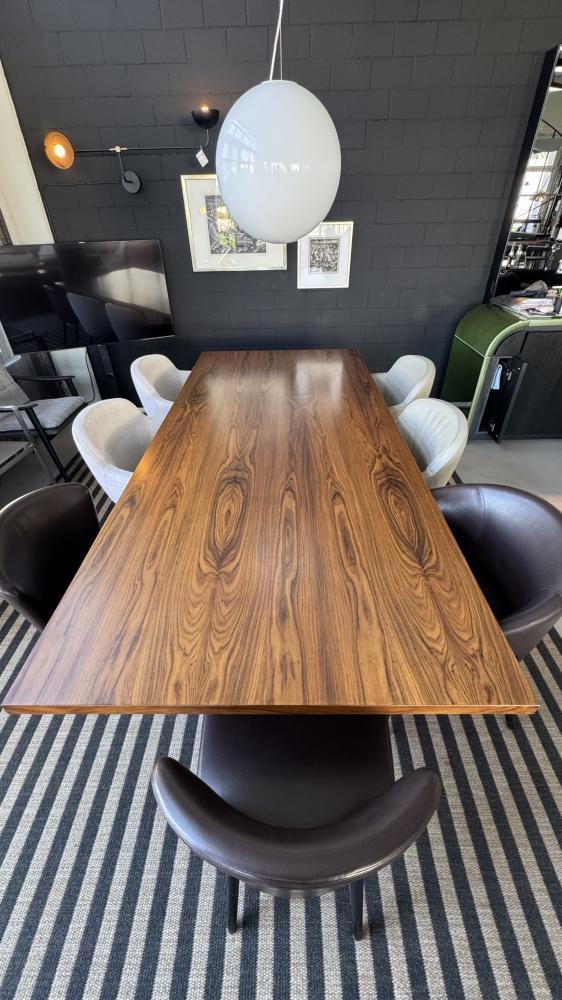 Minotti Esstisch- Linha inkl 7 Stühle Minotti